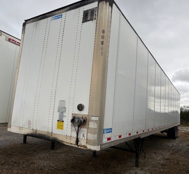 2016 Stoughton Dry Van $10,500 